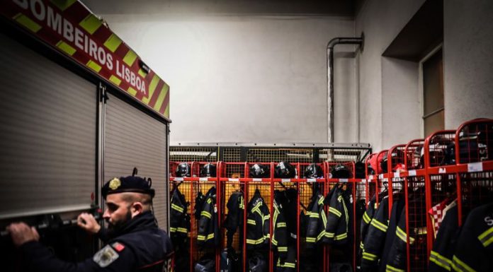 CDS-PP defende relação próxima entre governo e bombeiros