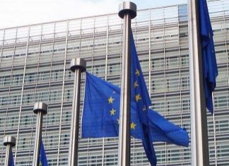 Bruxelas prevê défice de 0,4% este ano e de 0,1% em 2020