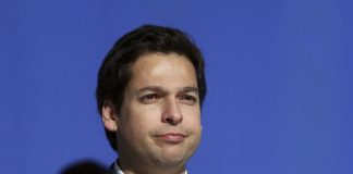 Dirigente do CDS Lobo d’Ávila avisa que Cristas não tem margem de erro nas legislativas