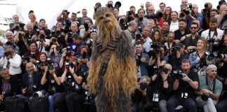 Morreu Peter Mayhew, ator que interpertou Chewbacca na Guerra das Estrelas