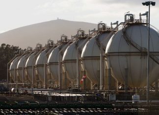 Combustíveis: Sindicato avisa que pré-aviso de greve mantém-se até acordo ser aceite e assinado