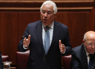 Costa diz que aguarda serenamente a votação final global do diploma dos professores