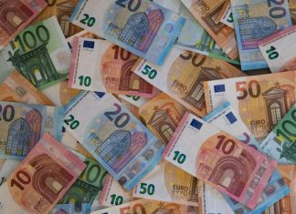 Cativações fixaram-se em 621,6 milhões de euros até março