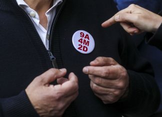 Docentes já podem escolher forma de recuperar três anos de serviço congelado