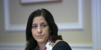 PS/Açores concorda com o reforço da Autonomia das Escolas e confia na competência dos professores para escolherem a gestão curricular