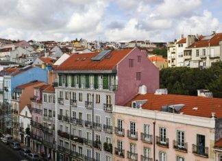 Adiada votação indiciária das propostas para Lei de Bases da Habitação após pedido do PS