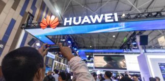 Vendas mundiais de telemóveis caem no 1.º trimestre mas Huawei cresce 44,5%