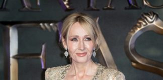 J. K. Rowling vai publicar quatro novos livros digitais sobre universo “Harry Potter”