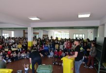 Sabia Que As Garrafas e os Baldes de Plástico Também Dão Música?