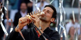 Novak Djokovic vence Tsitsipas e conquista terceiro Masters 1.000 de Madrid