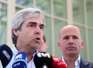 Nuno Melo sugere demissão de ministra da Saúde