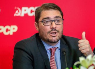 PCP acusa Governo de “calculismo eleitoral” com caso do professores