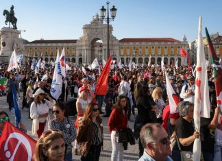 Sindicato Independente dos Professores considera que há “falta de clareza” nos valores do governo