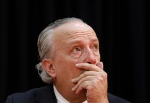 Pedro Santana Lopes diz que diploma do descongelamento de carreira dos professores foi “um dos piores momentos da direita no pós-25 de abril”