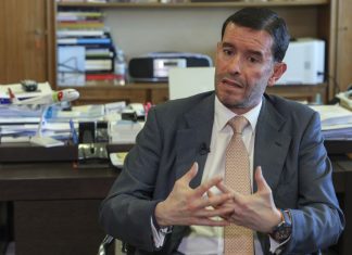 AP. ‘Chairman’ diz que este verão vai ser “bastante difícil” e que haverá um “problema sério” se o aeroporto no Montijo não avançar