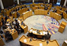 Operação e contas da SATA motivam acesas trocas de palavras no parlamento dos Açores