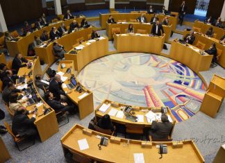 Operação e contas da SATA motivam acesas trocas de palavras no parlamento dos Açores