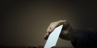 Quase 15 mil pessoas votaram antecipadamente