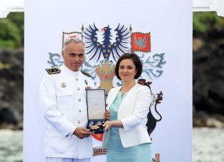 Centro de Busca e Salvamento Marítimo de Ponta Delgada condecorado com Insígnia Autonómica De Valor