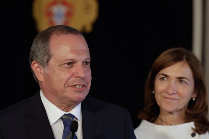 César