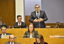 PSD quer revogar obrigação de aulas nas férias para alunos sem aproveitamento