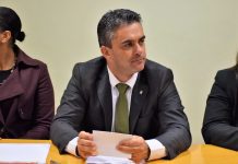 Transporte marítimo. “Amadorismo” do Governo prejudica açorianos
