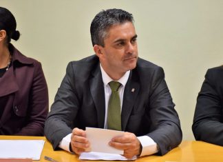 Transporte marítimo. “Amadorismo” do Governo prejudica açorianos