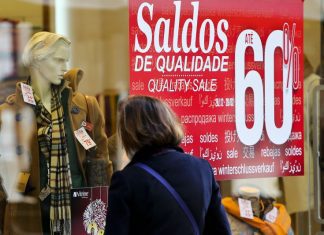 Nova lei impõe saldos com preços mais baixos do que os dos três meses anteriores