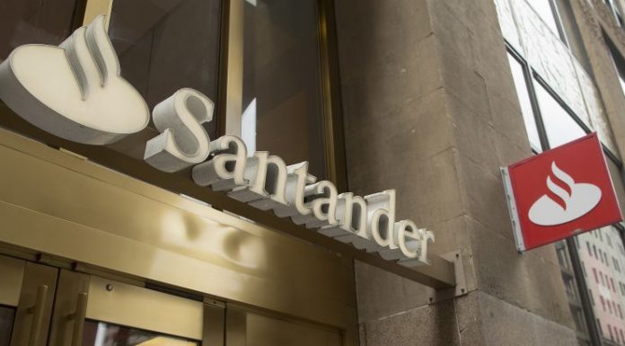 Fundação Santander lança 1300 bolsas de estudo para Apoio Universitário num montante total de 900 mil euros
