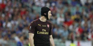 Petr Cech regressa ao Chelsea como conselheiro técnico