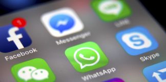 Facebook impede Huawei de pré-instalar aplicações da rede social nos telemóveis