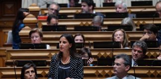 Lara Martinho alertou para a questão ambiental da Base da Lajes