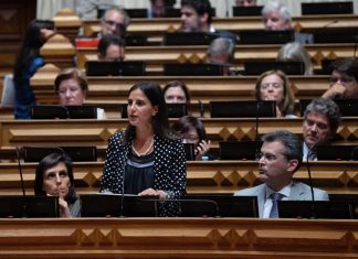 Lara Martinho alertou para a questão ambiental da Base da Lajes