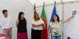 Ana Cunha assina contrato para a requalificação da zona de acesso à nova Escola Básica e Secundária das Lajes do Pico