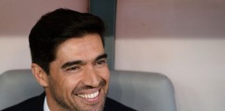 Abel Ferreira deixa Sporting de Braga e assina por três anos com o PAOK