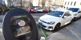 Novos modelos de veículos elétricos vão triplicar até 2021