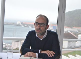 Faleceu o eurodeputado açoriano socialista André Bradford