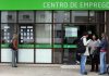 Casais com ambos os elementos desempregados recuam para valor mais baixo desde 2011