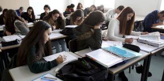 Escolas com dois semestres têm alunos mais motivados e menos indisciplinados
