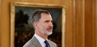 Rei de Espanha dá tempo aos partidos e não inicia “por enquanto” novas consultas