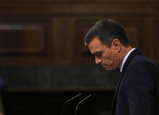 Parlamento espanhol chumba investidura de Pedro Sánchez como primeiro-ministro