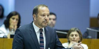 Sessão Plenária de Julho – Proposta de diálogo do PS garante refeições escolares para docentes e não docentes no Corvo