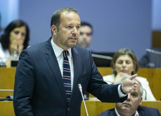 Sessão Plenária de Julho – Proposta de diálogo do PS garante refeições escolares para docentes e não docentes no Corvo
