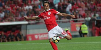 Avançado brasileiro Jonas anuncia o final de carreira de futebolista