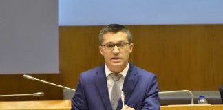 Presidente da Assembleia desafia jovens açorianos a empenharem-se numa agricultura cada vez mais sustentável