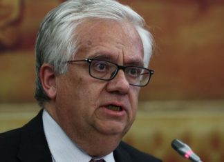 Incêndios: Eduardo Cabrita considera “irresponsável e alarmista” notícia sobre golas antifumo