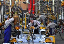 Grupo Peugeot/Citroën quer investir 25 milhões de euros em Mangualde nos próximos anos para produção de novo modelo