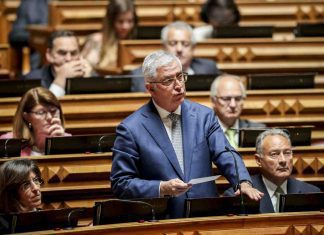 PSD admite viabilizar alterações às leis laborais do Governo