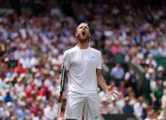 João Sousa sobe 13 lugares no ‘ranking’ mundial depois de ‘oitavos’ em Wimbledon