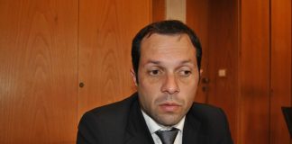Assembleia de Ilha do PSD/Faial – Moção propõe que Conselho Regional “aprecie” a continuidade do mandato de Alexandre Gaudêncio